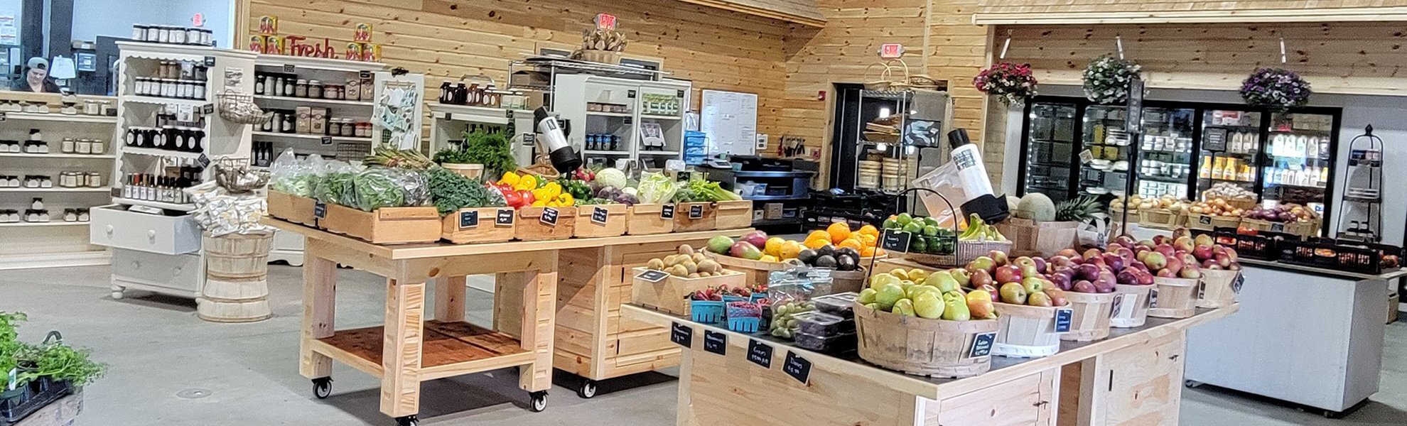 Farmer Dave's Dracut Farm Store